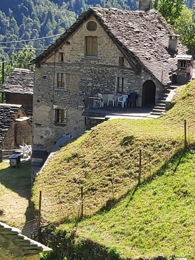 Villa Tepilanti Cerentino Esterno foto